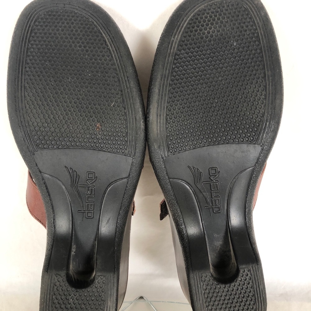 Dansko Sandals Women’s Size 39 Brown Tooled Leather Strappy Comfort Clogs Nurse. - Picture 9 of 11